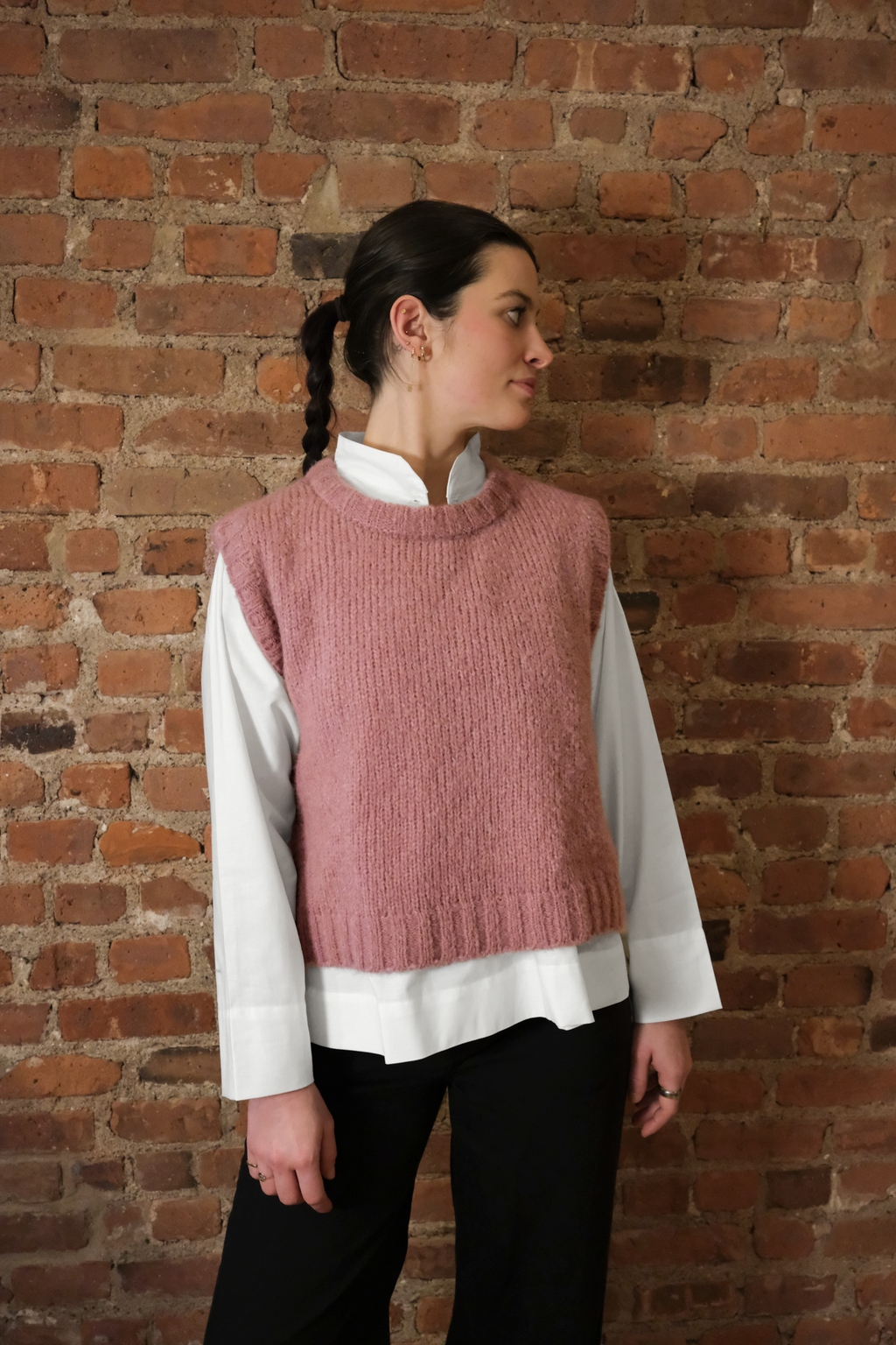 Round-Neck Vest