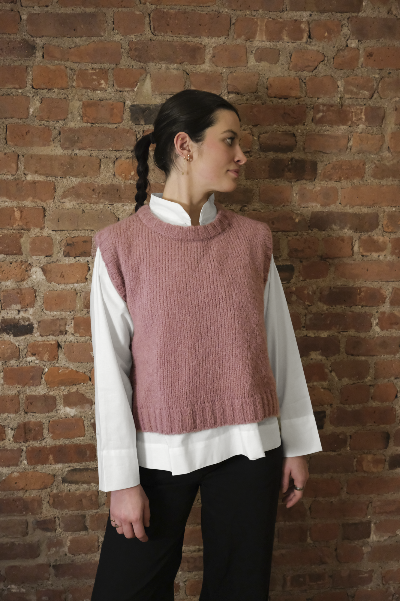 Round-Neck Vest